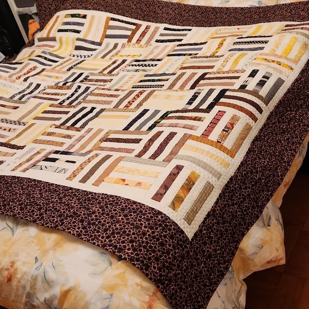 NWOT, Handmade Striped Patchwork Quilt with Brown Border sz 60.5